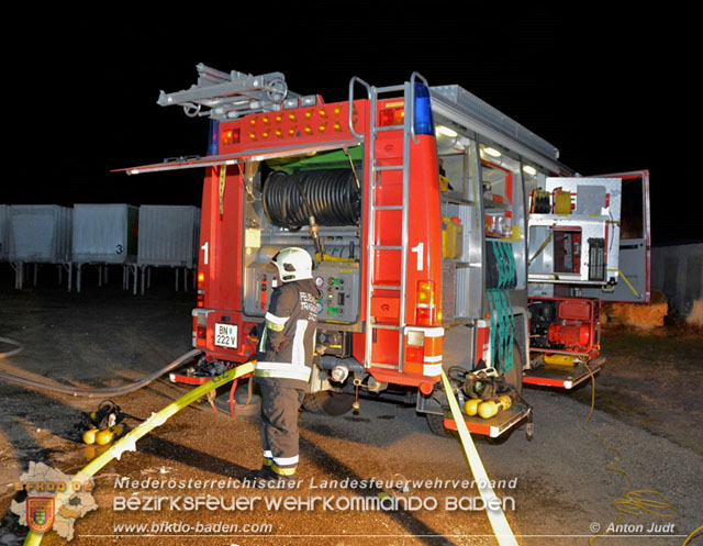 20200112 Brand am ehemaligen Firmengelände Petersen in Traiskirchen Möllersdorf Fotos: © Anton Judt 20200112 Brand am ehemaligen Firmengelände Petersen in Traiskirchen Möllersdorf Fotos: © Anton Judt