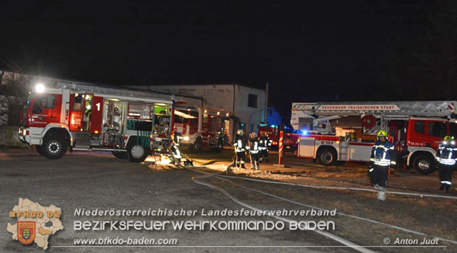 20200112 Brand am ehemaligen Firmengelände Petersen in Traiskirchen Möllersdorf Fotos: © Anton Judt 20200112 Brand am ehemaligen Firmengelände Petersen in Traiskirchen Möllersdorf Fotos: © Anton Judt