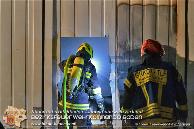 20200112 Brand am ehemaligen Firmengelände Petersen in Traiskirchen Möllersdorf Fotos: © FF Oeynhausen www.ffoe.eu 20200112 Brand am ehemaligen Firmengelände Petersen in Traiskirchen Möllersdorf Fotos: © FF Oeynhausen www.ffoe.eu