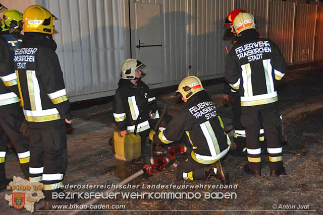 20200112 Brand am ehemaligen Firmengelände Petersen in Traiskirchen Möllersdorf Fotos: © Anton Judt 20200112 Brand am ehemaligen Firmengelände Petersen in Traiskirchen Möllersdorf Fotos: © Anton Judt