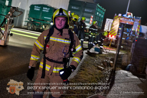 2020_01_18 Geschftsbrand in Kottingbrunn - Foto: Stefan Schneider & Daniel Wirth