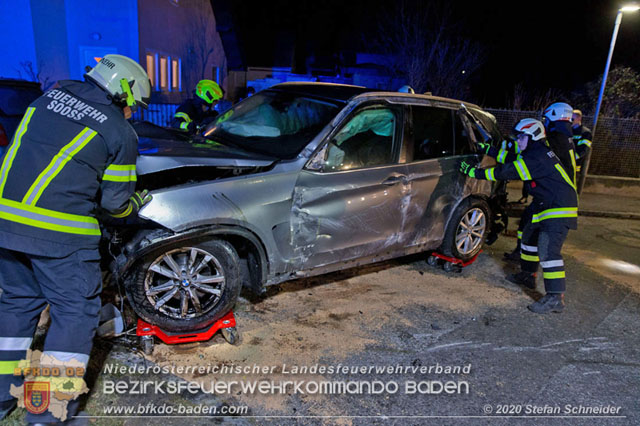 20200123 Spektakulärer Verkehrsunfall im Sooßer Ortsgebiet Foto: © Stefan Schneider 20200123 Spektakulärer Verkehrsunfall im Sooßer Ortsgebiet Foto: © Stefan Schneider