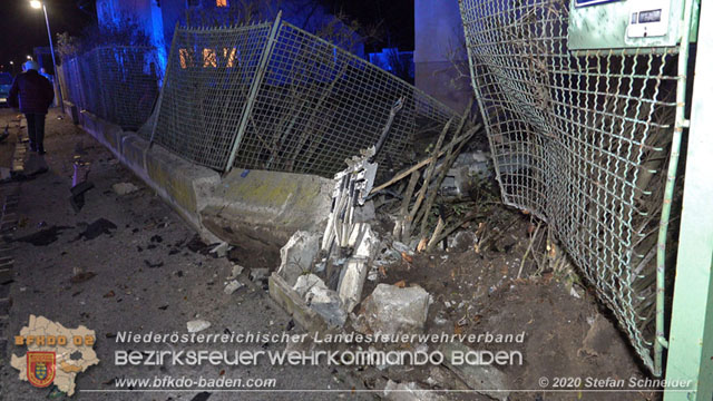 20200123 Spektakulärer Verkehrsunfall im Sooßer Ortsgebiet Foto: © Stefan Schneider 20200123 Spektakulärer Verkehrsunfall im Sooßer Ortsgebiet Foto: © Stefan Schneider