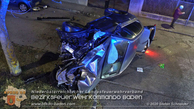 20200123 Spektakulärer Verkehrsunfall im Sooßer Ortsgebiet Foto: © Stefan Schneider 20200123 Spektakulärer Verkehrsunfall im Sooßer Ortsgebiet Foto: © Stefan Schneider