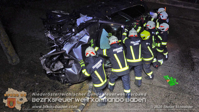 20200123 Spektakulärer Verkehrsunfall im Sooßer Ortsgebiet Foto: © Stefan Schneider 20200123 Spektakulärer Verkehrsunfall im Sooßer Ortsgebiet Foto: © Stefan Schneider