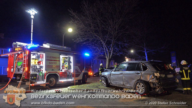 20200123 Spektakulärer Verkehrsunfall im Sooßer Ortsgebiet Foto: © Stefan Schneider 20200123 Spektakulärer Verkehrsunfall im Sooßer Ortsgebiet Foto: © Stefan Schneider