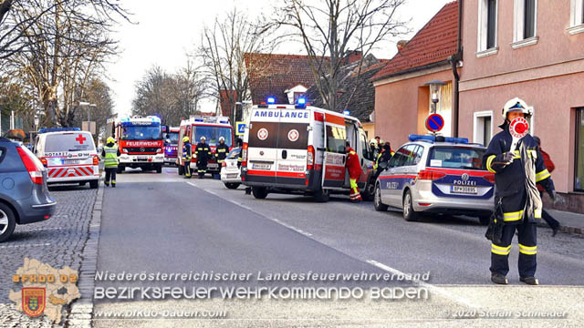 20200205 Verkehrsunfall in Teesdorf  Foto:  Stefan Schneider