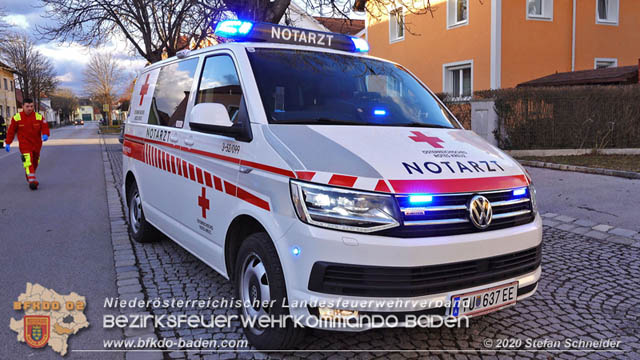 20200205 Verkehrsunfall in Teesdorf  Foto: © Stefan Schneider