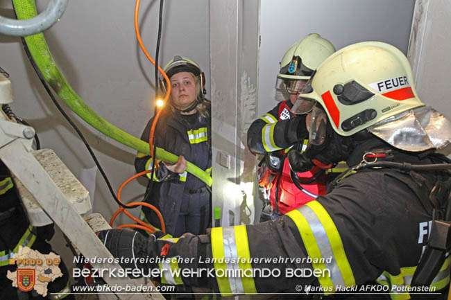 20200214 Brand in einer Hirtenberger Dachgeschosswohnung  Foto: © Markus Hackl AFKDO Pottenstein