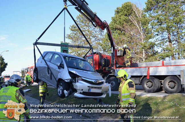 20200315 Verkehrsunfall in Ebreichsdorf  Foto:  Thomas Lenger Monatsrevue.at
