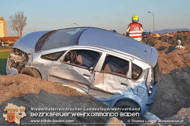20200322 Verkehrsunfall auf der L150 bei Ebreichsdorf  Foto:  Thomas Lenger Monatsrevue.at