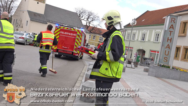 20200322 Verkehrsunfall mit 4 beschdigten Fahrzeugen in Traiskirchen  Foto:  Stefan Schneider