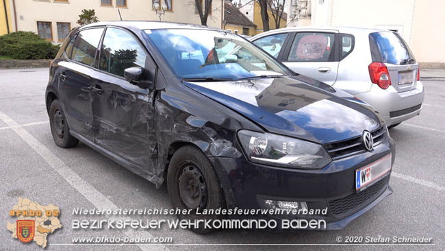 20200322 Verkehrsunfall mit 4 beschdigten Fahrzeugen in Traiskirchen  Foto:  Stefan Schneider