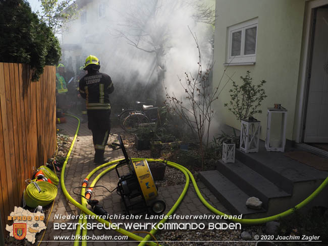 20200411 Kellerbrand in Badener Reihenhaus im Ortsteil Leesdorf  Foto:  Joachim Zagler