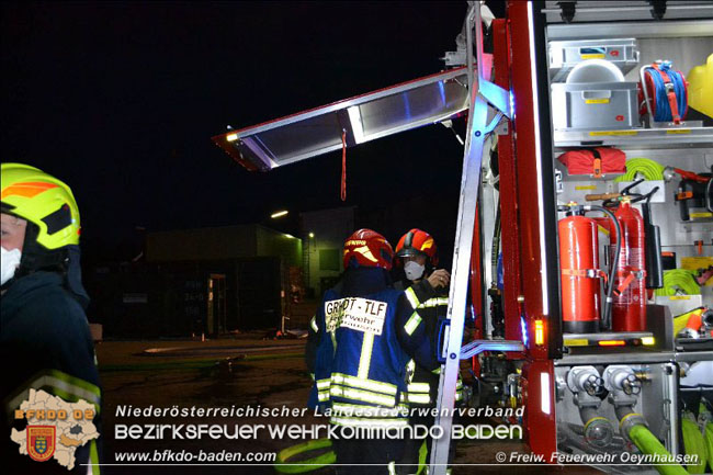 20200417 4-stndiger Lscheinsatz auf einem Wienersdorfer Firmengelnde  Foto:  Freiwillige Feuerwehr Oeynhausen