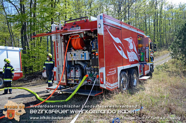20200420 Brand einer Jagdhütte bei Furth a.d.Triesting Foto: © Thomas Tisch FF Furth a.d.Triesting 20200420 Brand einer Jagdhütte bei Furth a.d.Triesting Foto: © Thomas Tisch FF Furth a.d.Triesting