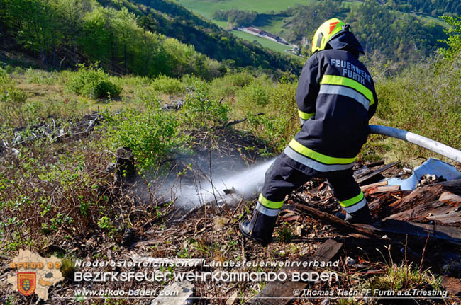 20200420 Brand einer Jagdhütte bei Furth a.d.Triesting Foto: © Thomas Tisch FF Furth a.d.Triesting 20200420 Brand einer Jagdhütte bei Furth a.d.Triesting Foto: © Thomas Tisch FF Furth a.d.Triesting