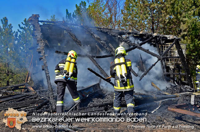 20200420 Brand einer Jagdhütte bei Furth a.d.Triesting Foto: © Thomas Tisch FF Furth a.d.Triesting 20200420 Brand einer Jagdhütte bei Furth a.d.Triesting Foto: © Thomas Tisch FF Furth a.d.Triesting