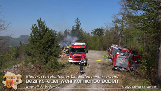 20200420 Brand einer Jagdhütte bei Furth a.d.Triesting Foto: © Stefan Schneider BFK Baden 20200420 Brand einer Jagdhütte bei Furth a.d.Triesting Foto: © Stefan Schneider BFK Baden