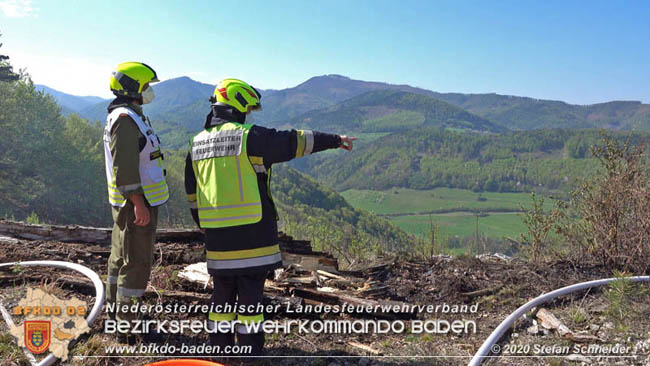 20200420 Brand einer Jagdhütte bei Furth a.d.Triesting Foto: © Stefan Schneider BFK Baden 20200420 Brand einer Jagdhütte bei Furth a.d.Triesting Foto: © Stefan Schneider BFK Baden