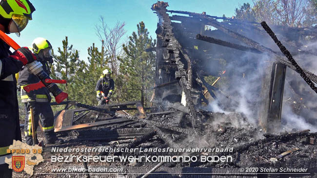 20200420 Brand einer Jagdhütte bei Furth a.d.Triesting Foto: © Stefan Schneider BFK Baden 20200420 Brand einer Jagdhütte bei Furth a.d.Triesting Foto: © Stefan Schneider BFK Baden