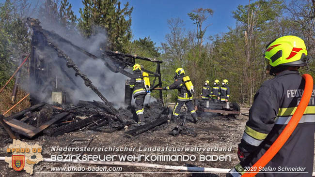 20200420 Brand einer Jagdhütte bei Furth a.d.Triesting Foto: © Stefan Schneider BFK Baden 20200420 Brand einer Jagdhütte bei Furth a.d.Triesting Foto: © Stefan Schneider BFK Baden