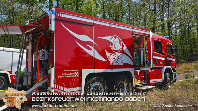 20200420 Brand einer Jagdhütte bei Furth a.d.Triesting Foto: © Stefan Schneider BFK Baden 20200420 Brand einer Jagdhütte bei Furth a.d.Triesting Foto: © Stefan Schneider BFK Baden