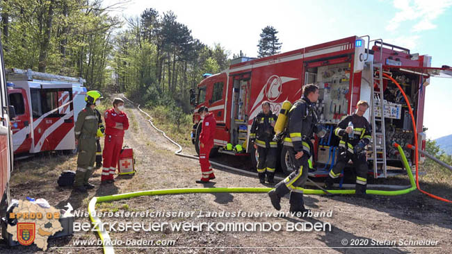 20200420 Brand einer Jagdhütte bei Furth a.d.Triesting Foto: © Stefan Schneider BFK Baden 20200420 Brand einer Jagdhütte bei Furth a.d.Triesting Foto: © Stefan Schneider BFK Baden