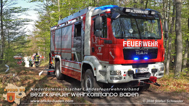 20200420 Brand einer Jagdhütte bei Furth a.d.Triesting Foto: © Stefan Schneider BFK Baden 20200420 Brand einer Jagdhütte bei Furth a.d.Triesting Foto: © Stefan Schneider BFK Baden
