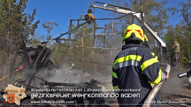 20200420 Brand einer Jagdhütte bei Furth a.d.Triesting Foto: © Stefan Schneider BFK Baden 20200420 Brand einer Jagdhütte bei Furth a.d.Triesting Foto: © Stefan Schneider BFK Baden