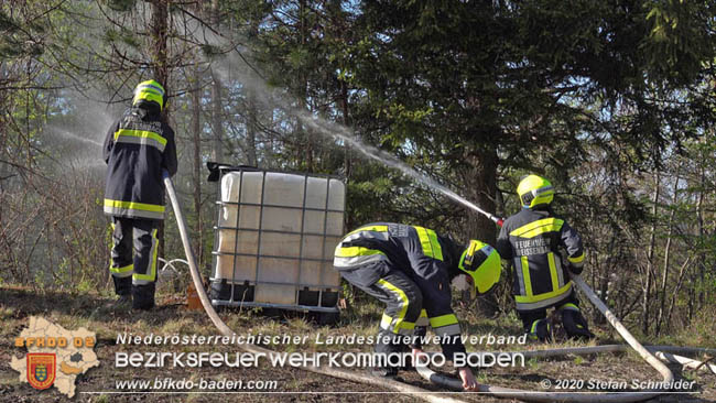 20200420 Brand einer Jagdhütte bei Furth a.d.Triesting Foto: © Stefan Schneider BFK Baden 20200420 Brand einer Jagdhütte bei Furth a.d.Triesting Foto: © Stefan Schneider BFK Baden