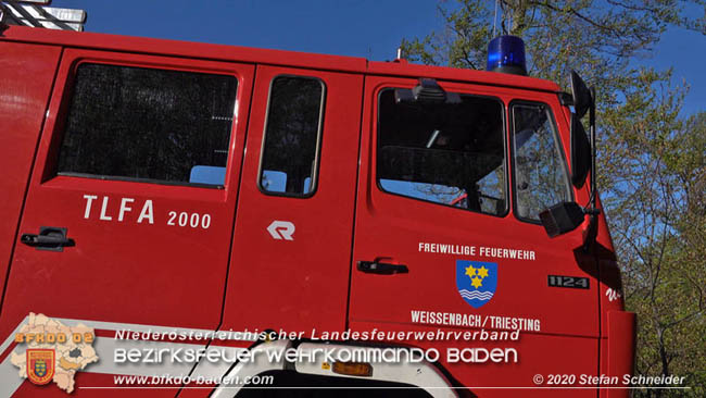20200420 Brand einer Jagdhütte bei Furth a.d.Triesting Foto: © Stefan Schneider BFK Baden 20200420 Brand einer Jagdhütte bei Furth a.d.Triesting Foto: © Stefan Schneider BFK Baden