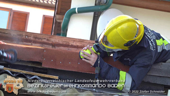 20200422 Brand in einem Nebengeäude in Traiskirchen Foto: © Stefan Schneider BFK 20200422 Brand in einem Nebengeäude in Traiskirchen Foto: © Stefan Schneider BFK