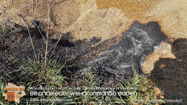 20200422 Brand von Getreideausputz in Pottendorf Foto: © Freiwillige Feuerwehr Pottendorf 20200422 Brand von Getreideausputz in Pottendorf Foto: © Freiwillige Feuerwehr Pottendorf