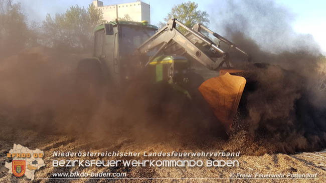 20200422 Brand von Getreideausputz in Pottendorf Foto: © Freiwillige Feuerwehr Pottendorf 20200422 Brand von Getreideausputz in Pottendorf Foto: © Freiwillige Feuerwehr Pottendorf