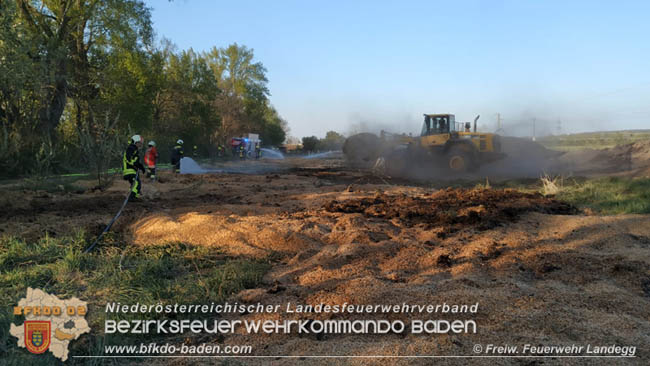 20200422 Brand von Getreideausputz in Pottendorf  Foto:  Freiwillige Feuerwehr Landegg