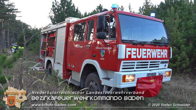 20200422 Waldbrand im Bereich Bezirksgrenze Wopfing (WN) und Alkersdorf (BN) Foto: © Stefan Schneider BFK Baden 20200422 Waldbrand im Bereich Bezirksgrenze Wopfing (WN) und Alkersdorf (BN) Foto: © Stefan Schneider BFK Baden