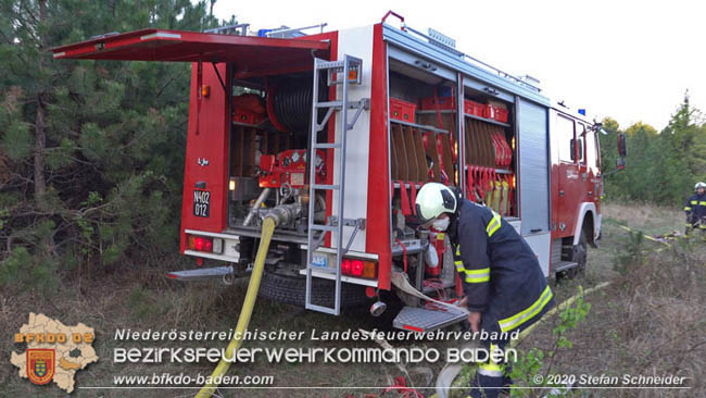 20200422 Waldbrand im Bereich Bezirksgrenze Wopfing (WN) und Alkersdorf (BN)  Foto:  Stefan Schneider BFK Baden