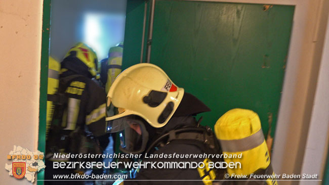 20200428 Wohnungsbrand in Badener Innenstadt Foto: Freiwillige Feuerwehr Baden-Stadt / Stefan Schneider 20200428 Wohnungsbrand in Badener Innenstadt Foto: Freiwillige Feuerwehr Baden-Stadt / Stefan Schneider