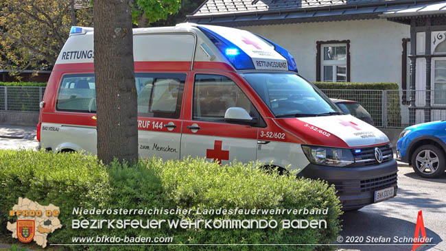 20200428 Verkehrsunfall in Baden Vöslauerstraße Foto: © Stefan Schneider BFK Baden 20200428 Verkehrsunfall in Baden Vöslauerstraße Foto: © Stefan Schneider BFK Baden
