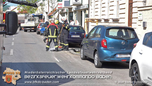 20200428 Verkehrsunfall in Baden Vöslauerstraße Foto: © Stefan Schneider BFK Baden 20200428 Verkehrsunfall in Baden Vöslauerstraße Foto: © Stefan Schneider BFK Baden