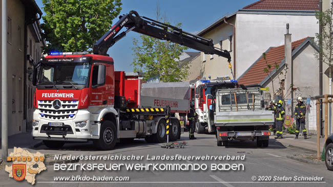 20200428 Verkehrsunfall in Baden Vöslauerstraße Foto: © Stefan Schneider BFK Baden 20200428 Verkehrsunfall in Baden Vöslauerstraße Foto: © Stefan Schneider BFK Baden