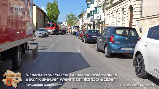 20200428 Verkehrsunfall in Baden Vöslauerstraße Foto: © Stefan Schneider BFK Baden 20200428 Verkehrsunfall in Baden Vöslauerstraße Foto: © Stefan Schneider BFK Baden
