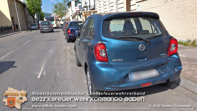 20200428 Verkehrsunfall in Baden Vöslauerstraße Foto: © Stefan Schneider BFK Baden 20200428 Verkehrsunfall in Baden Vöslauerstraße Foto: © Stefan Schneider BFK Baden