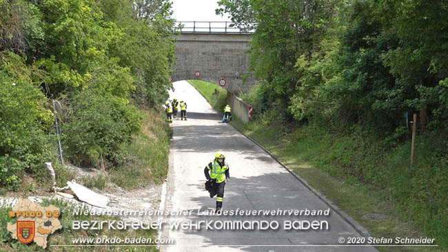 20200604 Klein Lkw prallt gegen Wasserleitung-Unterfhrung in Pfaffsttten  Foto:  Stefan Schneider BFK Baden