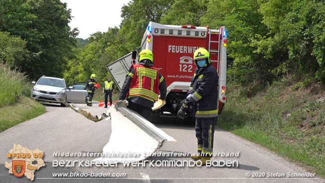 20200604 Klein Lkw prallt gegen Wasserleitung-Unterfhrung in Pfaffsttten  Foto:  Stefan Schneider BFK Baden