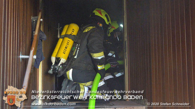 20200606 Brand in einem Tribuswinkler Einfamilienhaus Foto: © Stefan Schneider BFK Baden 20200606 Brand in einem Tribuswinkler Einfamilienhaus Foto: © Stefan Schneider BFK Baden