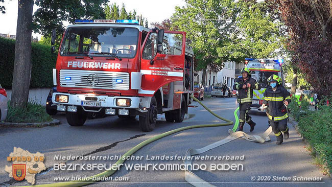 20200606 Brand in einem Tribuswinkler Einfamilienhaus Foto: © Stefan Schneider BFK Baden 20200606 Brand in einem Tribuswinkler Einfamilienhaus Foto: © Stefan Schneider BFK Baden