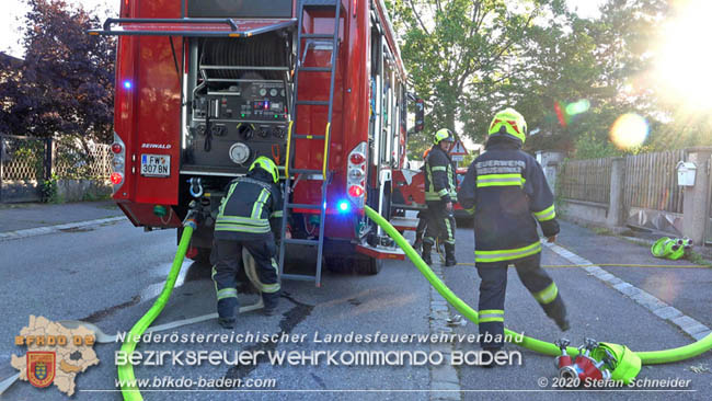 20200606 Brand in einem Tribuswinkler Einfamilienhaus Foto: © Stefan Schneider BFK Baden 20200606 Brand in einem Tribuswinkler Einfamilienhaus Foto: © Stefan Schneider BFK Baden
