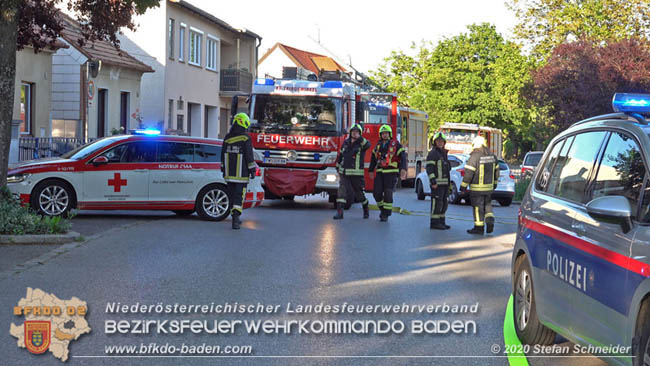 20200606 Brand in einem Tribuswinkler Einfamilienhaus Foto: © Stefan Schneider BFK Baden 20200606 Brand in einem Tribuswinkler Einfamilienhaus Foto: © Stefan Schneider BFK Baden
